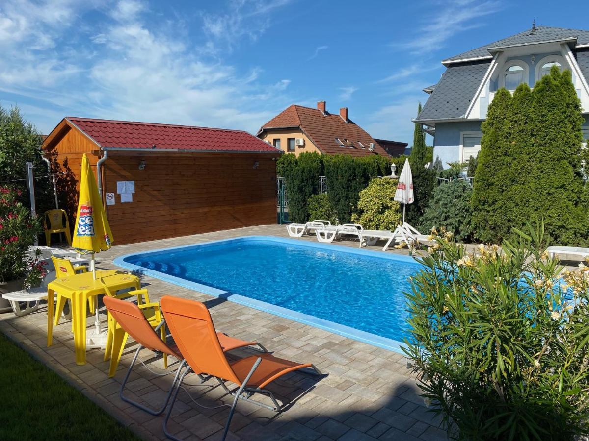 Apartamento Sárga-Kék ház Vonyarcvashegy Exterior foto