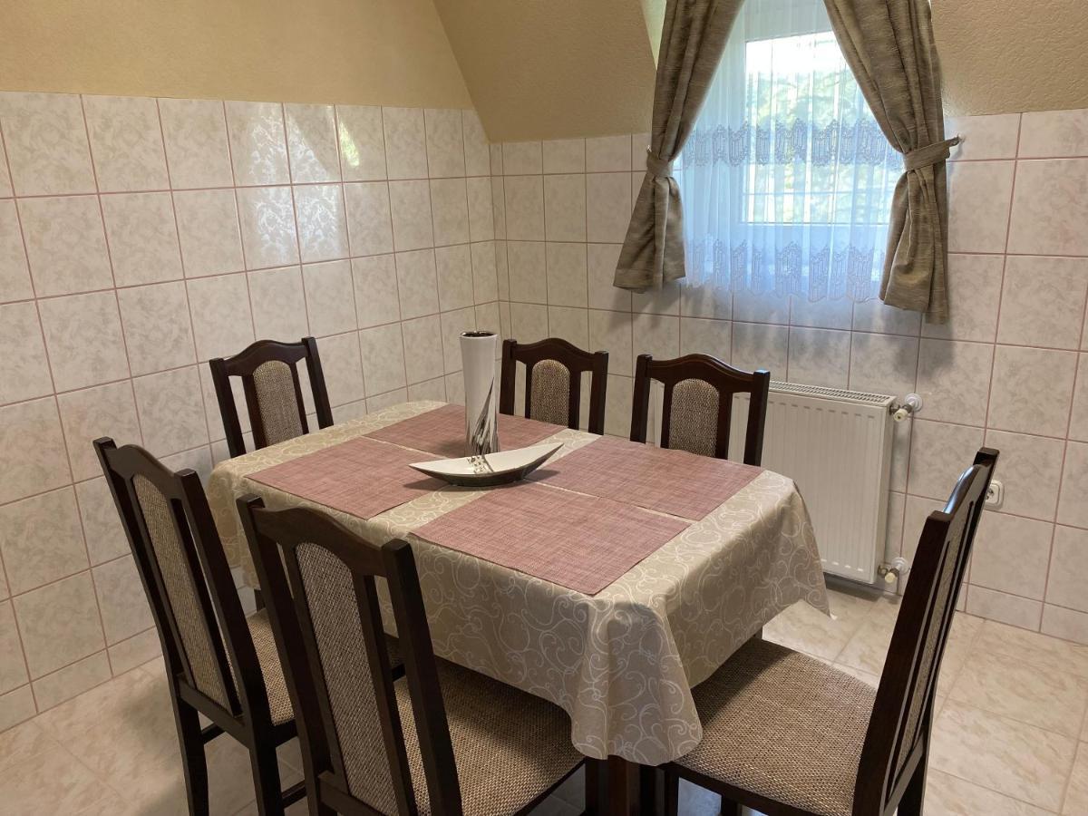 Apartamento Sárga-Kék ház Vonyarcvashegy Exterior foto