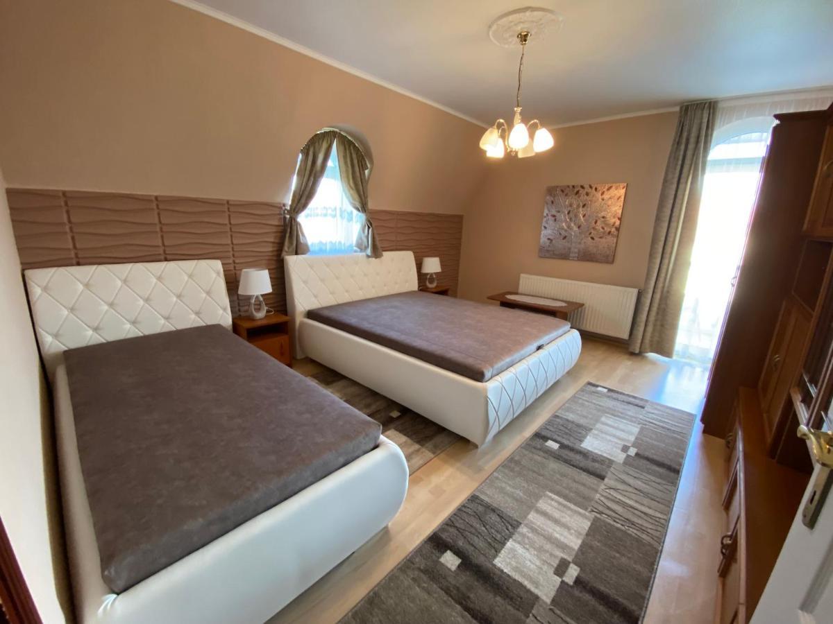 Apartamento Sárga-Kék ház Vonyarcvashegy Exterior foto